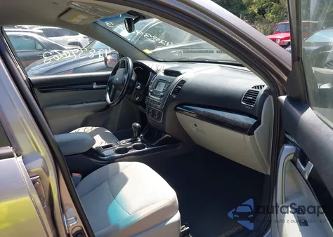 2014 Kia Sorento Lx from USA, damaged, VIN 5XYKTCA60EG530121